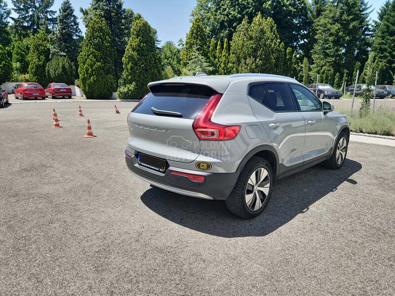 Volvo XC40 T2 CORE LIMITED ED
