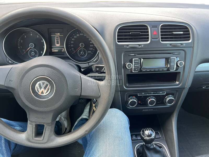 Volkswagen Golf 6 