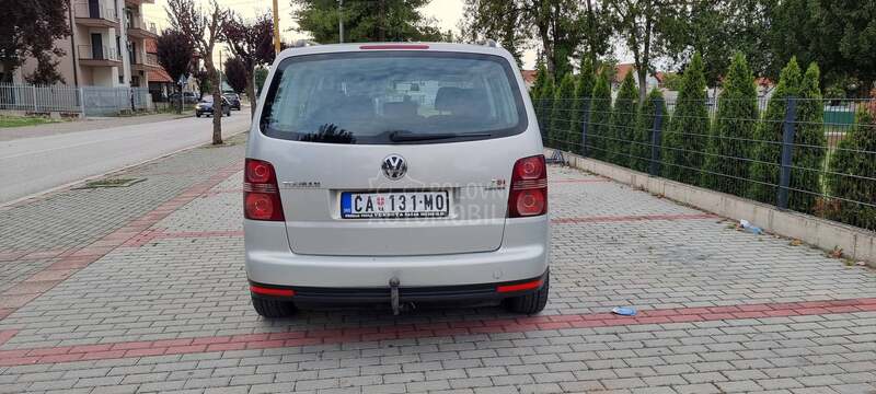 Volkswagen Touran 