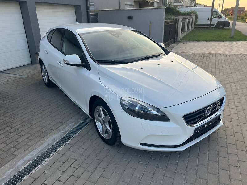 Volvo V40 1 . 6 d/T O P