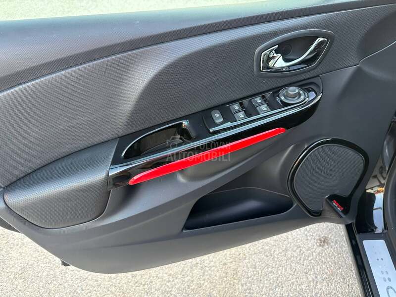 Renault Clio 900 tce