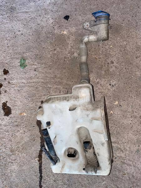 Posuda tecnosti za stakla