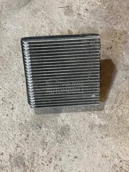 mali hladnjak, grijac, klime