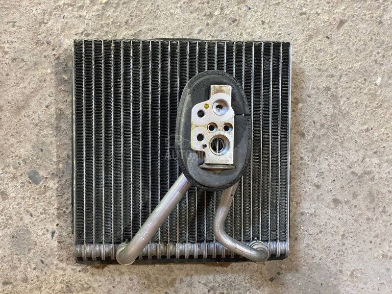 mali hladnjak, grijac, klime