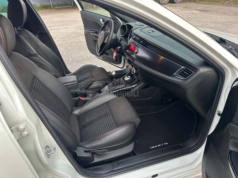 Alfa Romeo Giulietta 