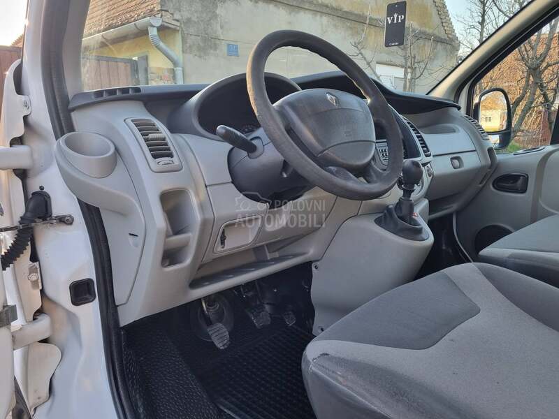 Renault Trafic 
