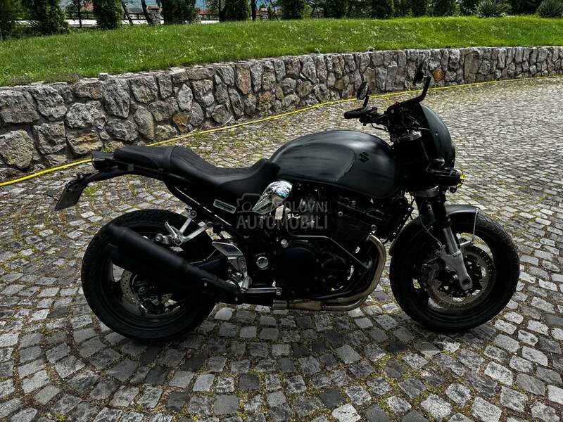 Suzuki gsx 750 inazuma