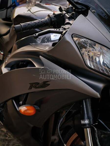 Yamaha R6