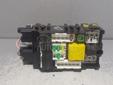 ELEKTRONIKA KUTIJA OSIGURACA za Peugeot 308