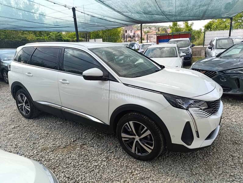 Peugeot 5008 1.5hdi Allure 7sed