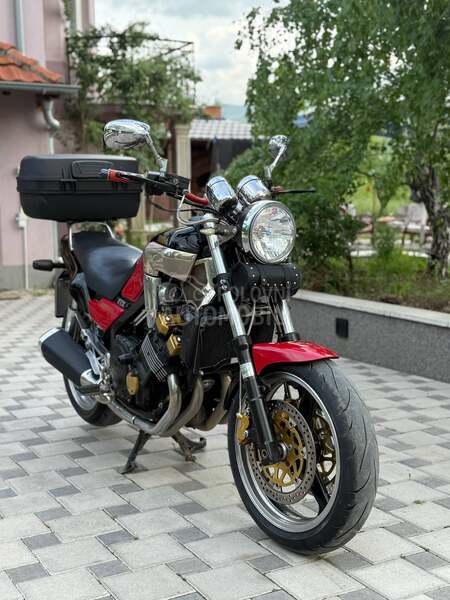 Yamaha FZX 750