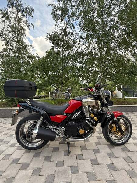 Yamaha FZX 750