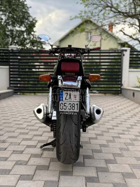 Yamaha FZX 750