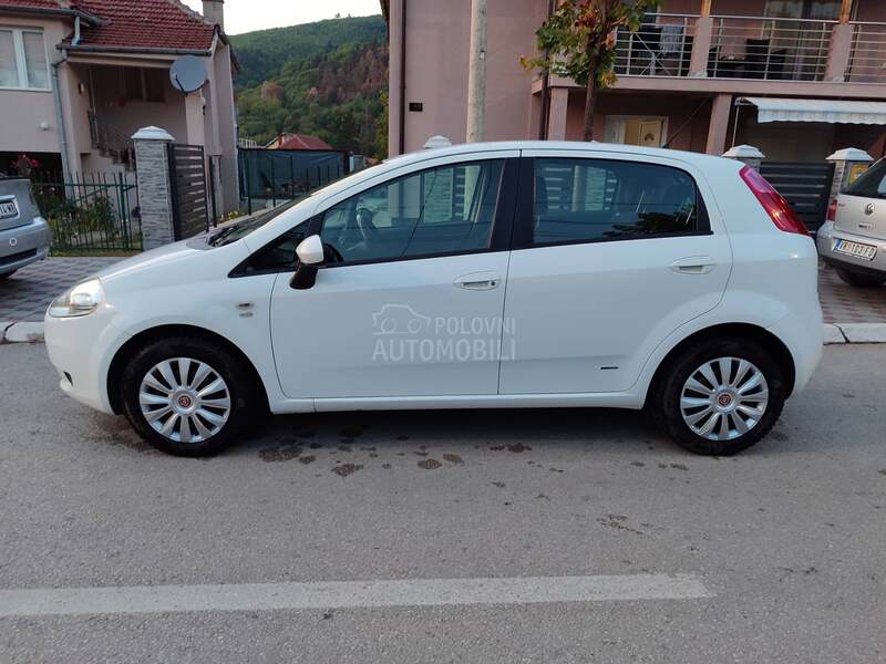 Fiat Grande Punto 1.4i 16v SVAJCARSKA
