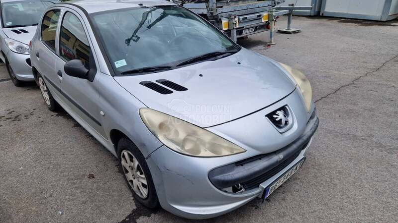 Peugeot 206 