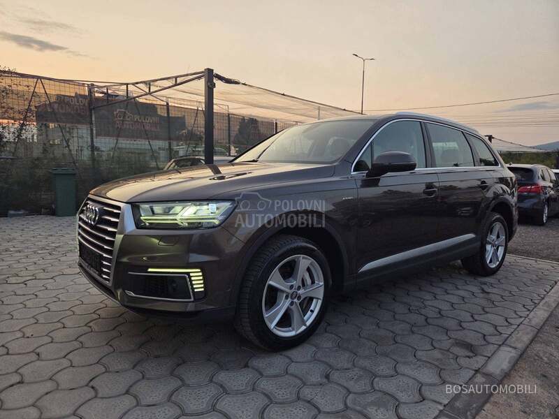Audi Q7 E TRON