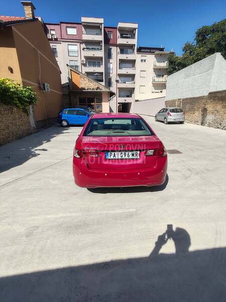 Honda Accord Kupljen nov u Srbiji