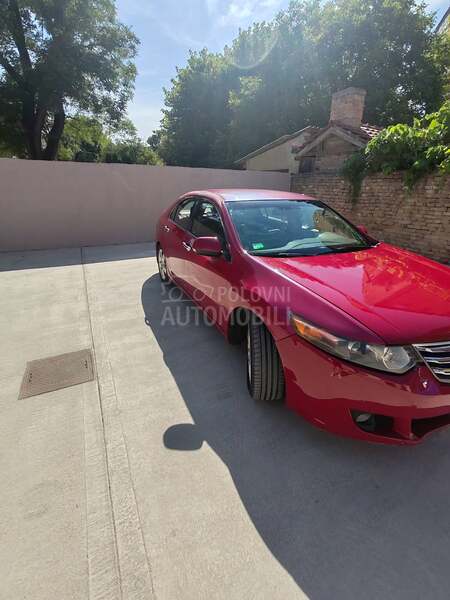 Honda Accord Kupljen nov u Srbiji