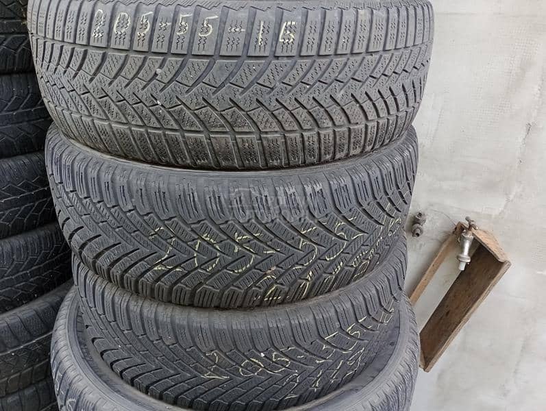 Bridgestone 205/55 R16 Zimska
