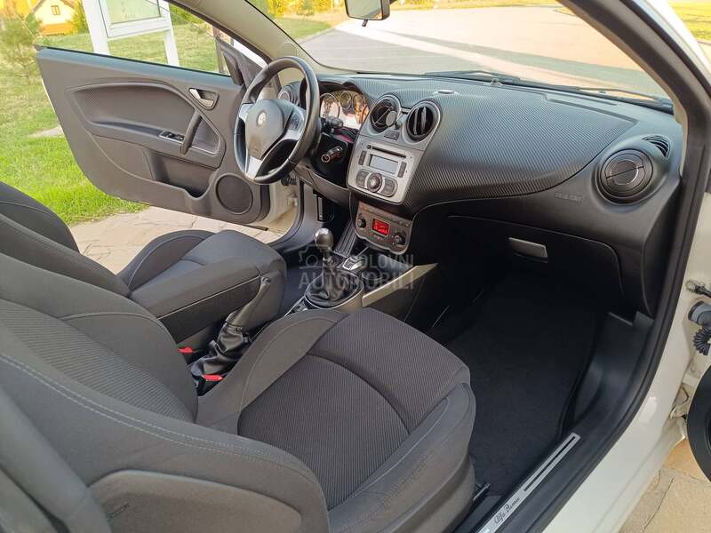 Alfa Romeo MiTo 103.000k m Švajc