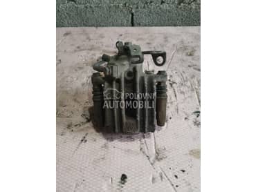 Kociona klešta zadnja leva za Volkswagen Golf 4 od 1997. do 2003. god.