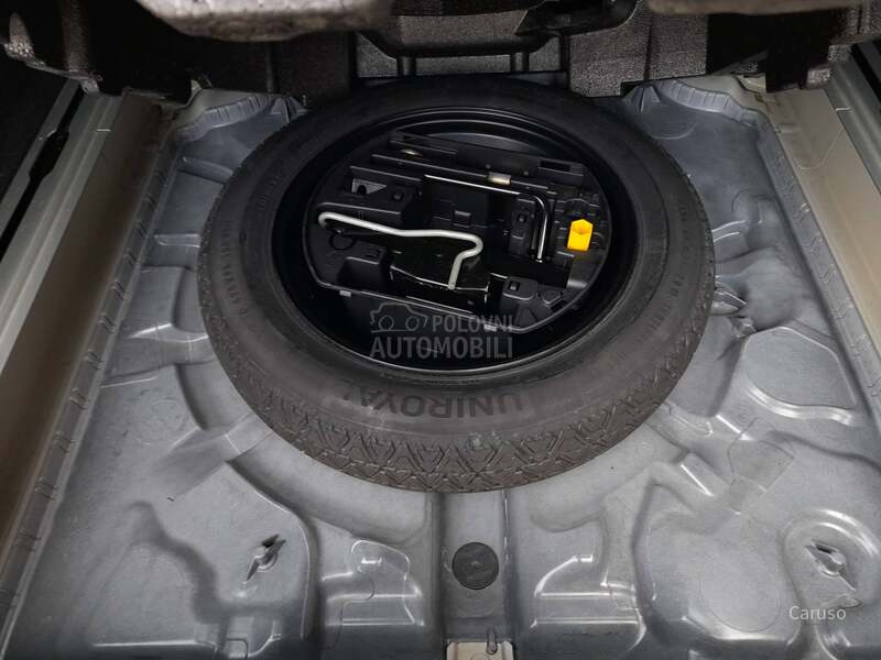 Peugeot 308 1.5 BHDi PERLA