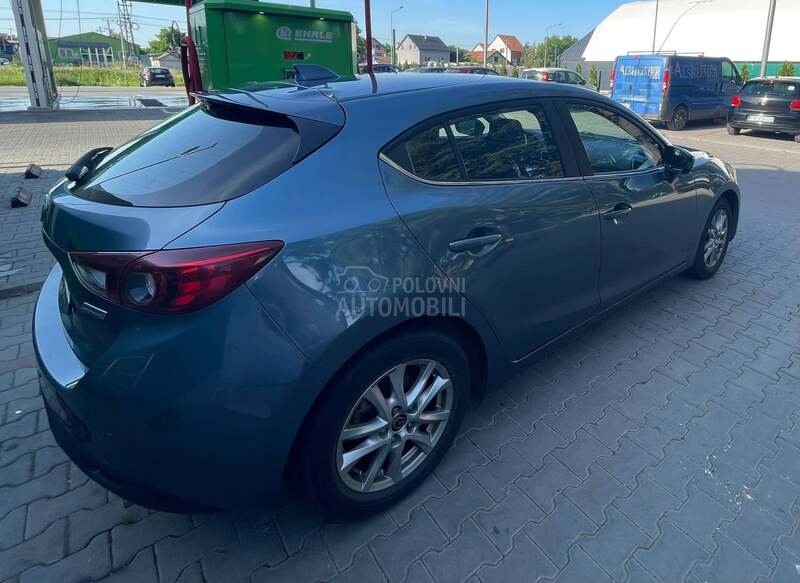 Mazda 3 1.5 skyactive