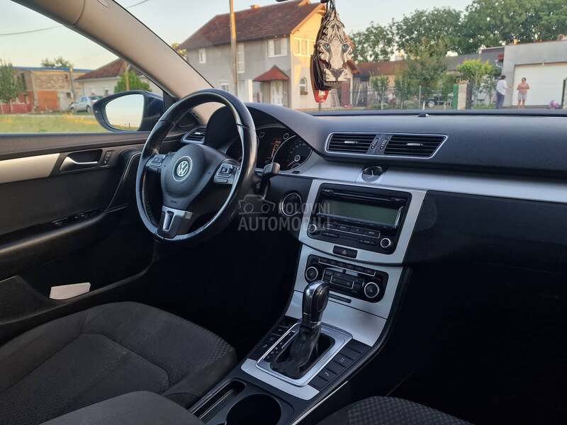 Volkswagen Passat B7 OČUVAN