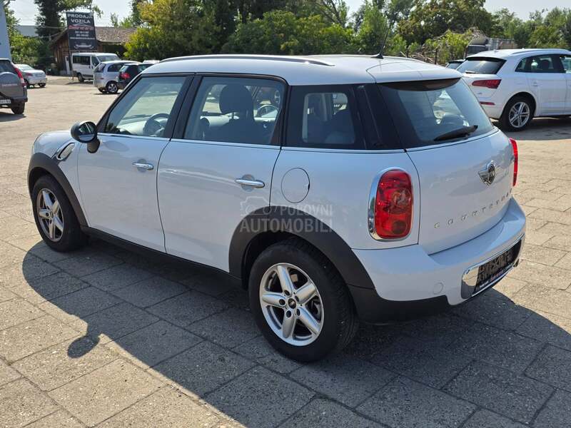 MINI Countryman 1.6d 66k w
