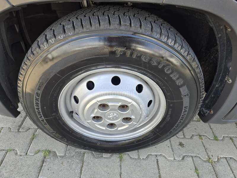 Peugeot Boxer Kamionče 2.2 HDI Klima