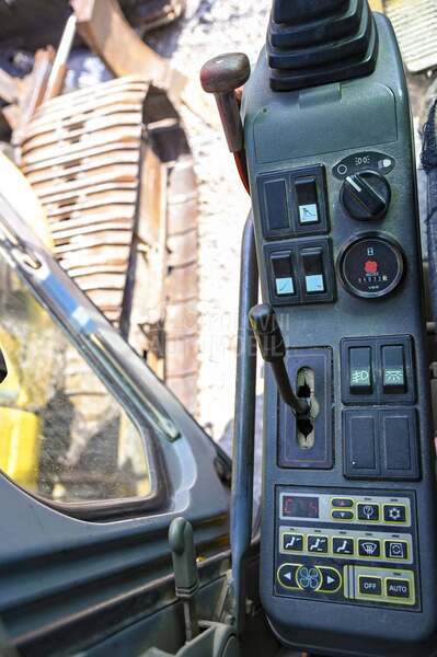 Volvo EW180B