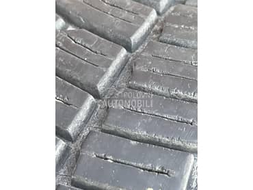 BFGoodrich 235/75 R15 Zimska