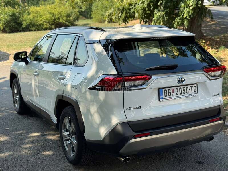 Toyota RAV 4 2.5 HYBRID
