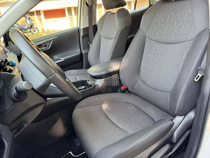 Toyota RAV 4 2.5 HYBRID
