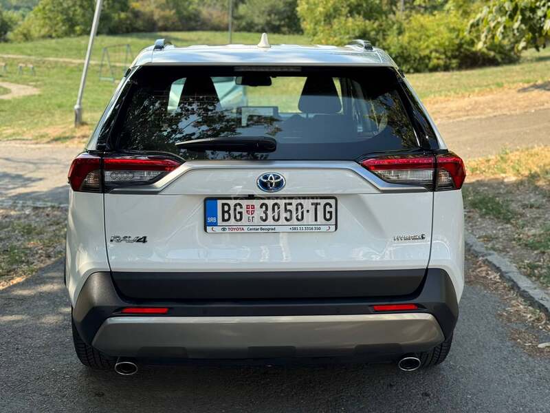 Toyota RAV 4 2.5 HYBRID