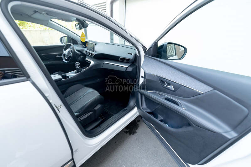 Peugeot 3008 1.6 HDI