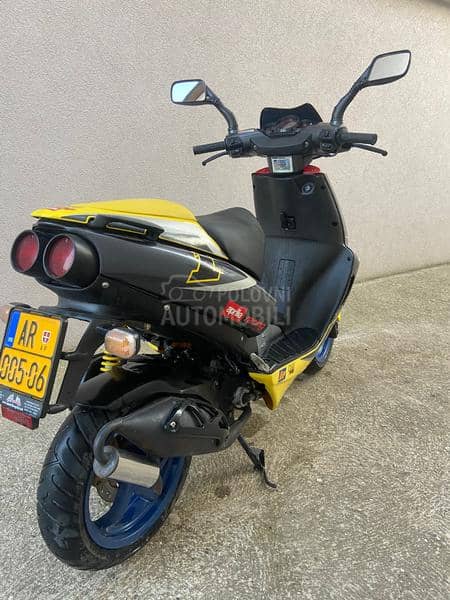 Aprilia sr50