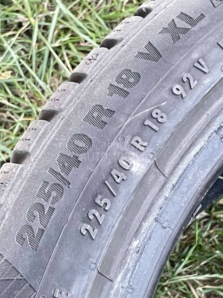 Continental 225/40 R18 Zimska