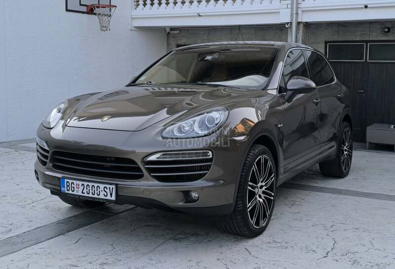 Porsche Cayenne 3.0 d