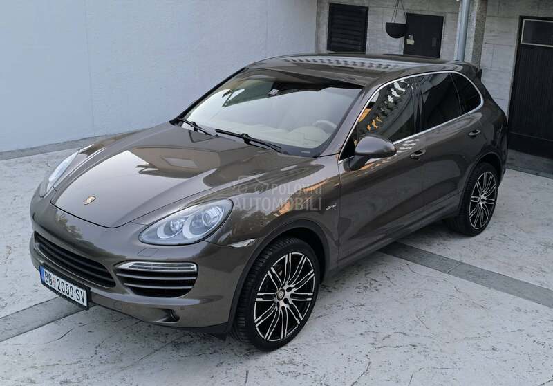 Porsche Cayenne 3.0 d