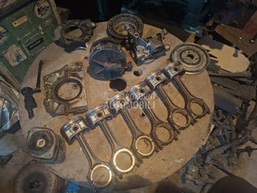 delovi motora a6 c5 2.4b za Audi A6