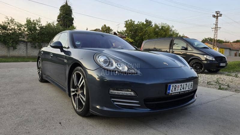 Porsche Panamera 4S PDK