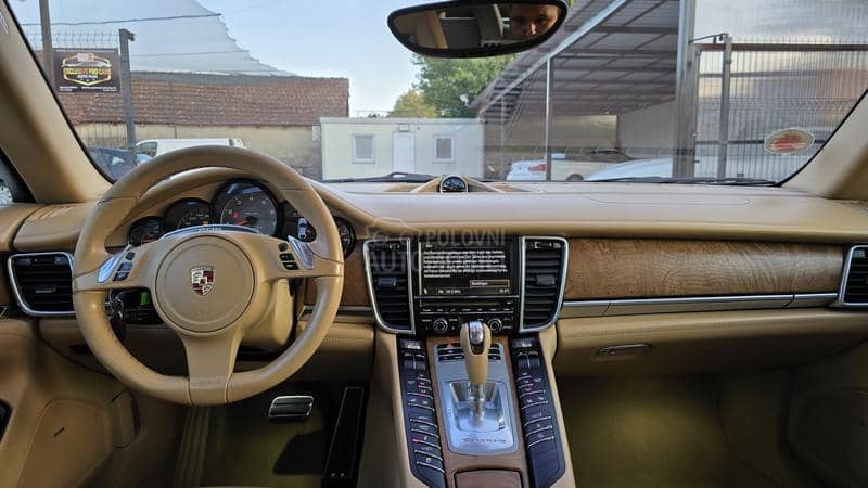 Porsche Panamera 4S PDK