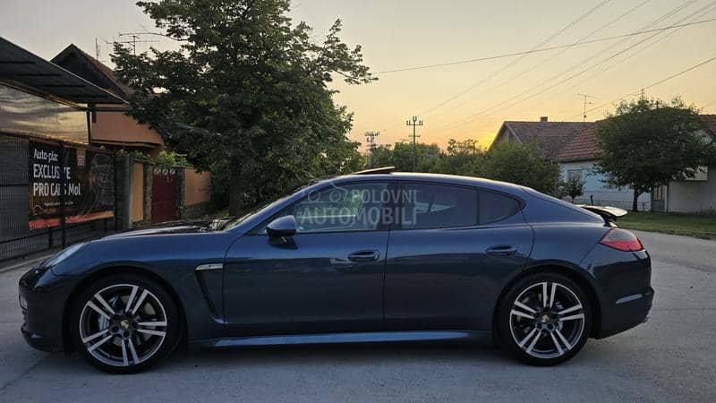 Porsche Panamera 4S PDK