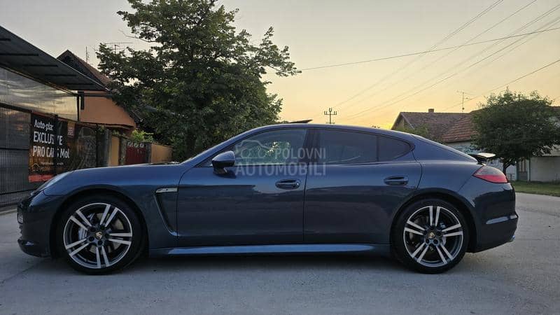 Porsche Panamera 4S PDK