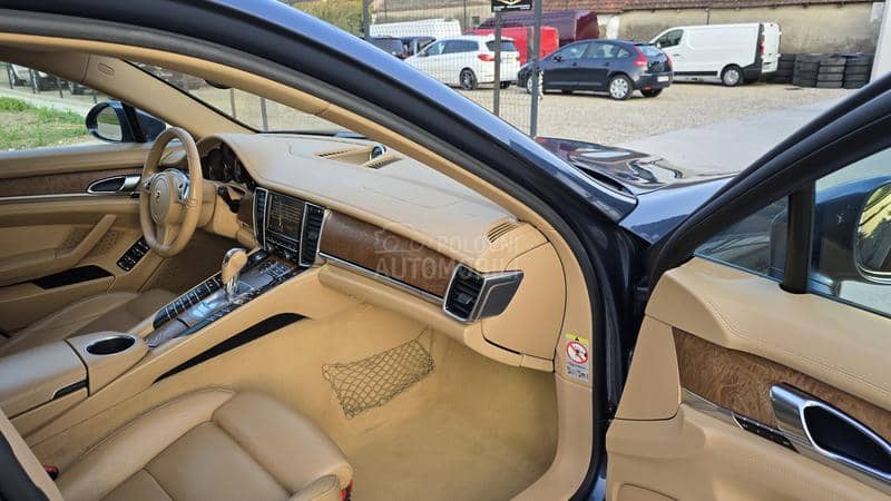 Porsche Panamera 4S PDK