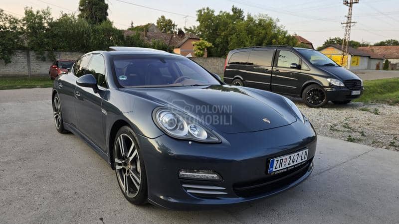 Porsche Panamera 4S PDK