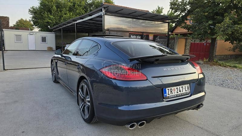 Porsche Panamera 4S PDK