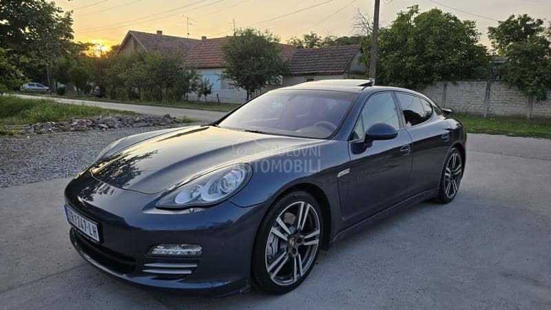 Porsche Panamera 4S PDK