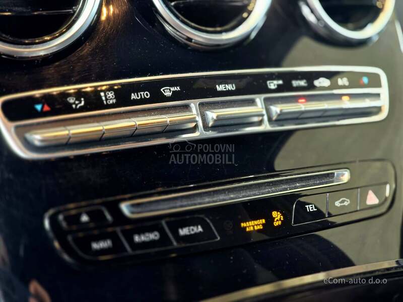Mercedes Benz GLC 220 4 MATIC 9G-TRONIC